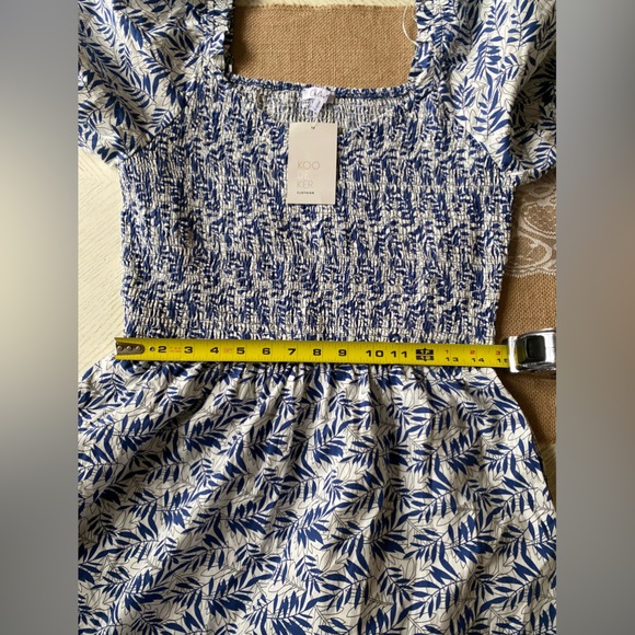 KOO DE KER Modest Floral Dress smocked bodice, & short sleeves Blue/White Size L - Picture 2 of 16